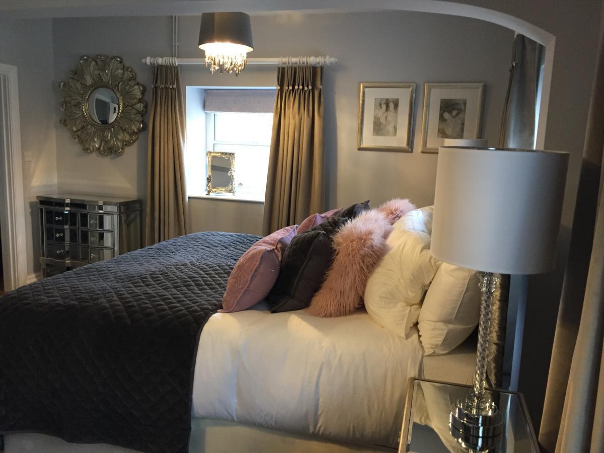 The Town House At Brecon Bed and Breakfast Exteriör bild